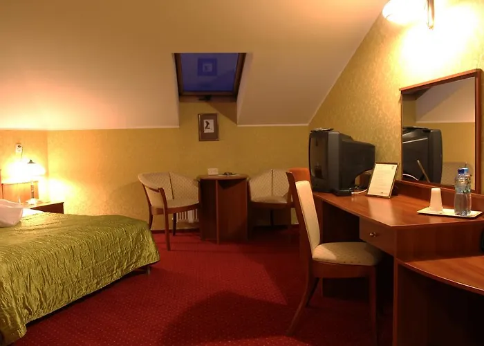 West Ende לינה וארוחת בוקר שצ'צ'ין